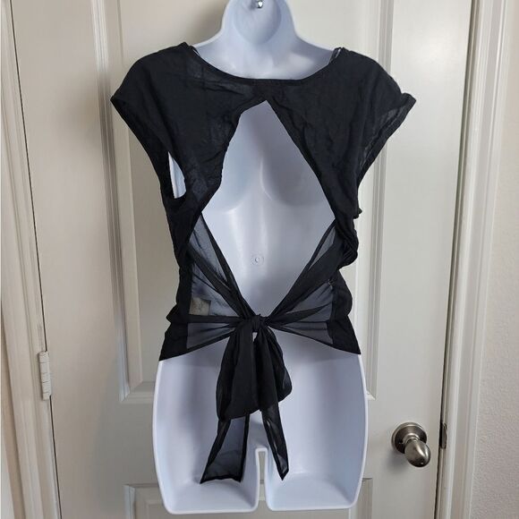 PINS & NEEDLES Top - Picture 3 of 6